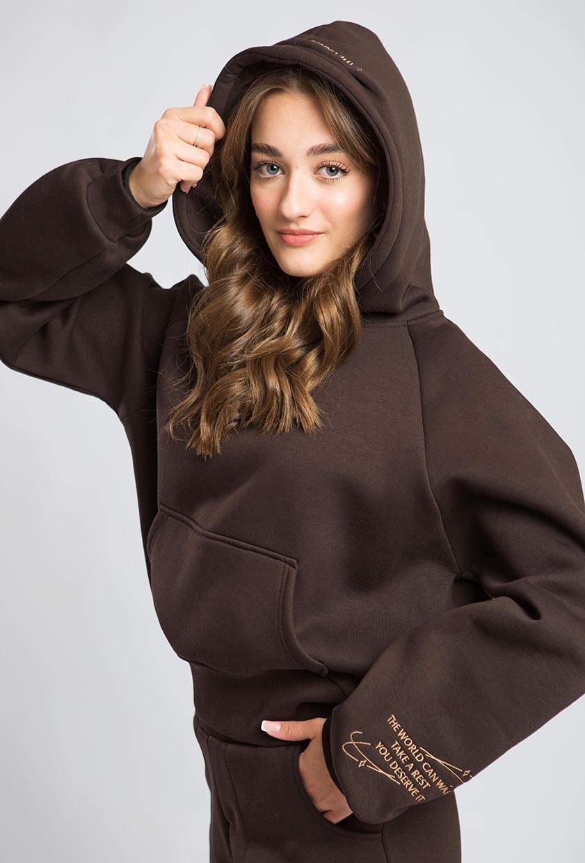 Czekoladowy-dres-2130-b-small (1)